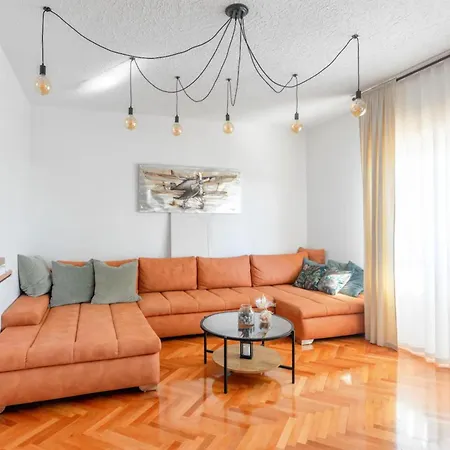 Apartment Dare Kastela